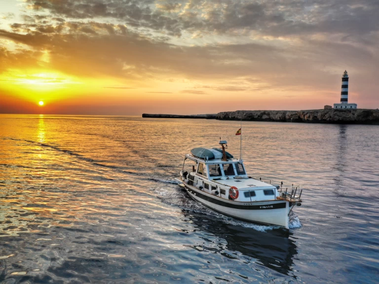 Lancha para alquilar Mahón al mejor precio