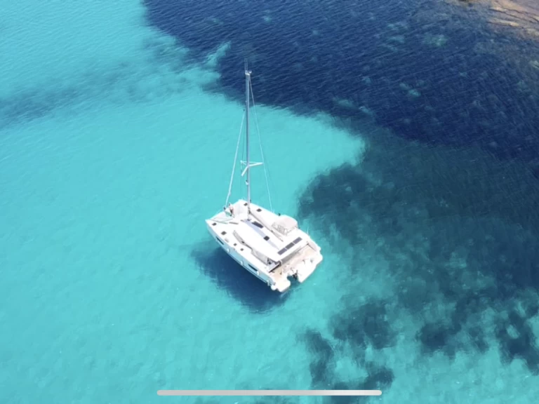 Alquiler Catamarán Fountaine Pajot con o sin  título de navegación