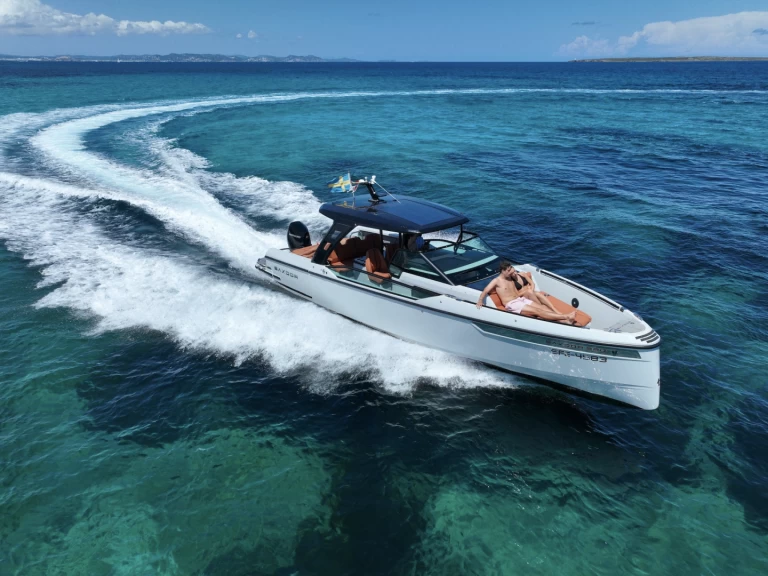 Alquiler de embarcaciones Saxdor Saxdor 320 GTO enSanta Eulària des Riu en Samboat