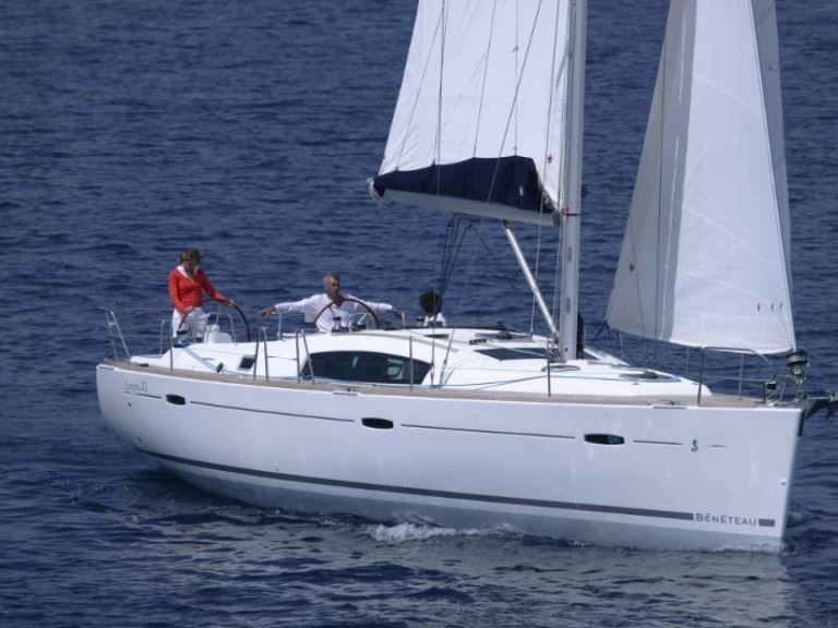 Alquiler de Bénéteau Oceanis 43 en Cos