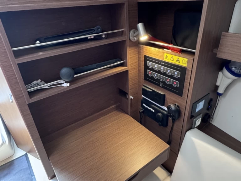 Alquiler Velero Bénéteau con o sin  título de navegación