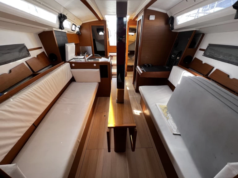 Alquiler de barcos Sukošan barato de Sun Odyssey 349