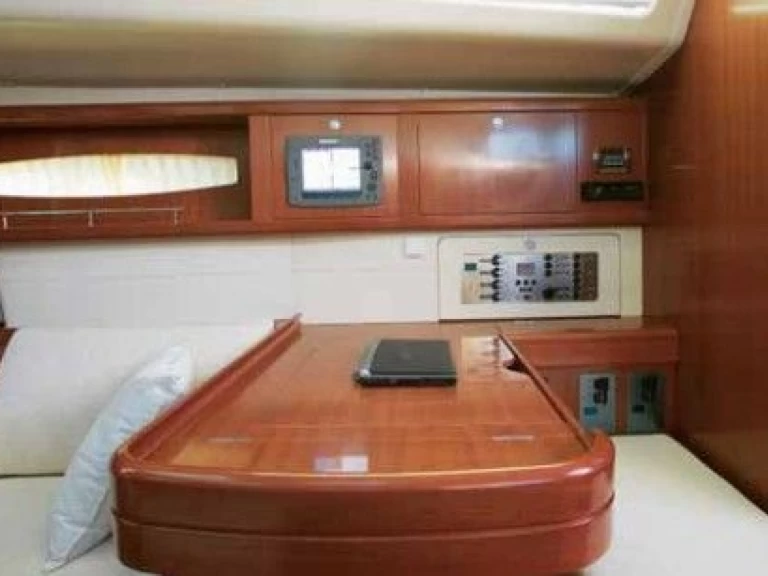 Alquiler de embarcaciones Bénéteau Oceanis 46 enSaint-Cyprien en Samboat