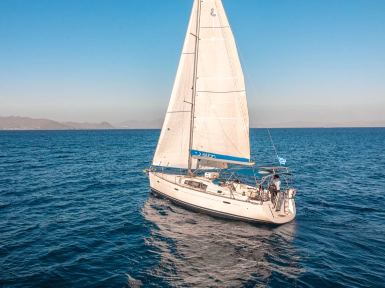 Alquiler de barcos Cos barato de Oceanis 43