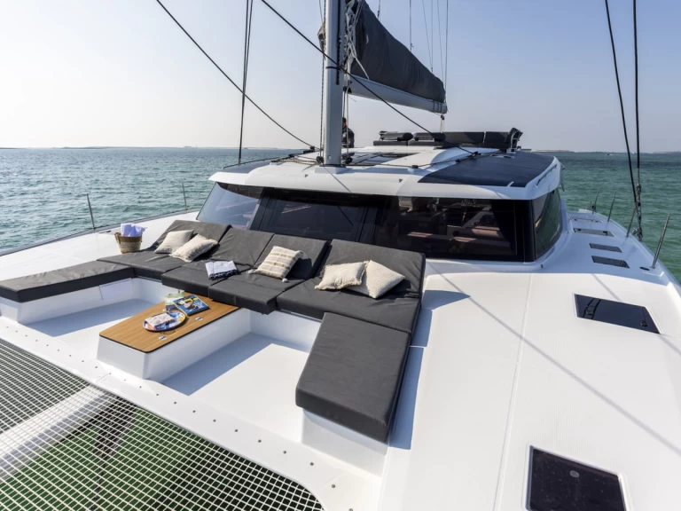 Alquiler de Catamarán, con o sin patrón Fountaine Pajot Saint-Raphaël