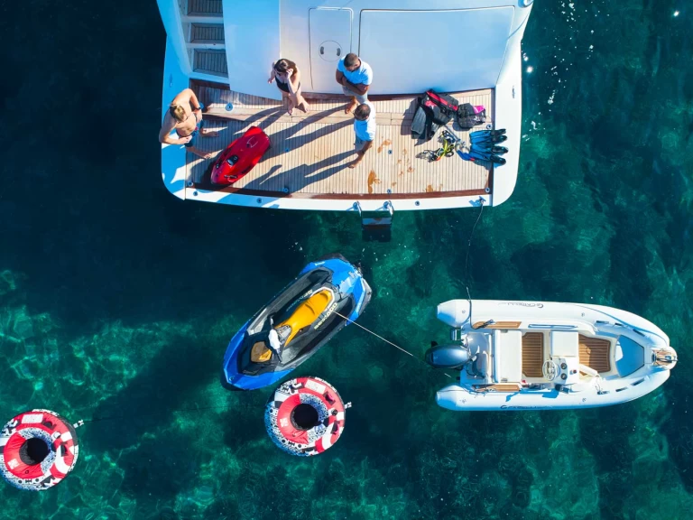 Alquiler Yate de lujo Canados con o sin  título de navegación