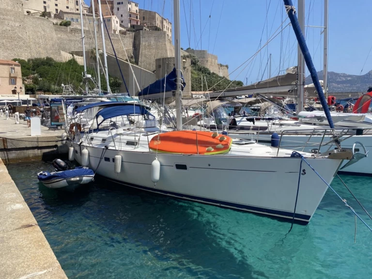 Alquiler de embarcaciones Bénéteau Oceanis 411 enLa Grande-Motte en Samboat