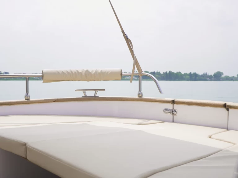 Alquiler de embarcaciones Mimi libeccio 9.50 cabin enLa Spezia en Samboat