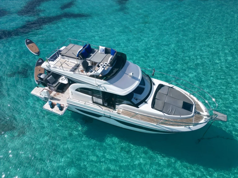 Alquiler de Lancha, con o sin patrón Bénéteau Portisco