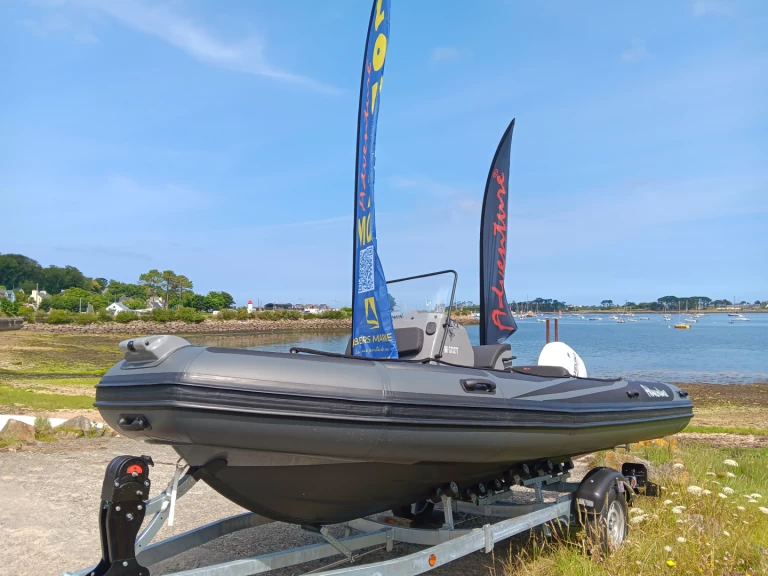 Adventure Vesta 610 Comfort de alquiler a Landéda