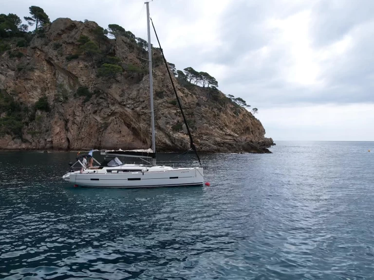 Velero para alquilar Sitges al mejor precio