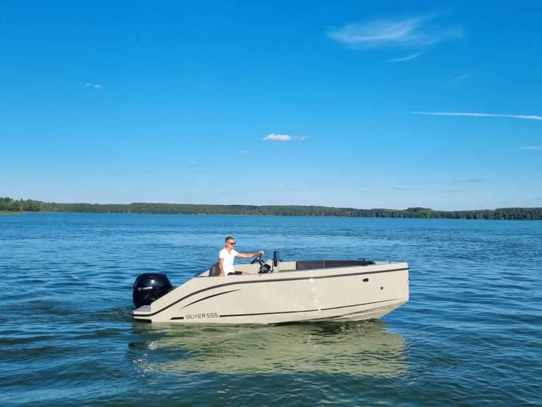Alquiler de embarcaciones silveryacht Silver 500 enPuerto de Santiago en Samboat