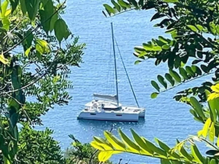 Alquiler Catamarán en Tivat - Fountaine Pajot Saba 50