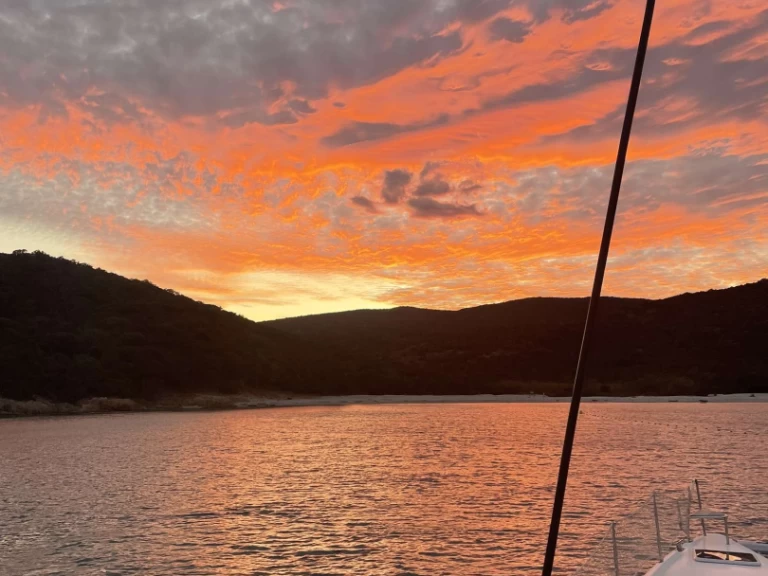 Alquiler Catamarán Fountaine Pajot con o sin  título de navegación