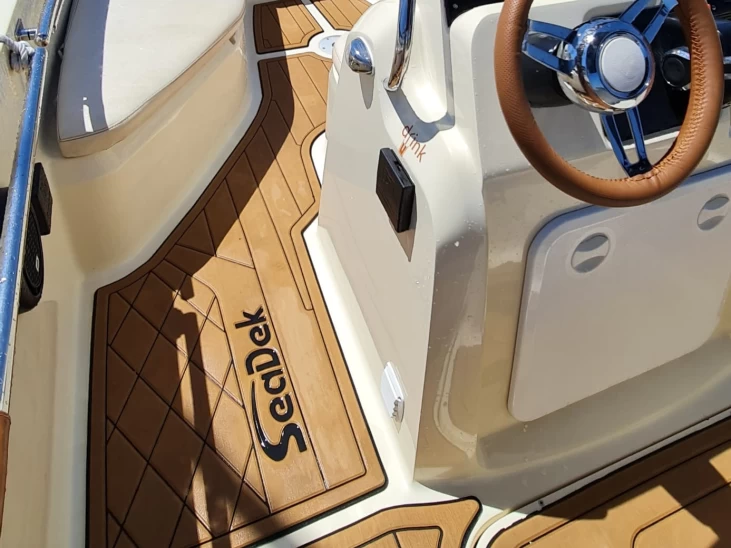 Alquiler Alicante - Invictus  Invictus 200 FX en SamBoat