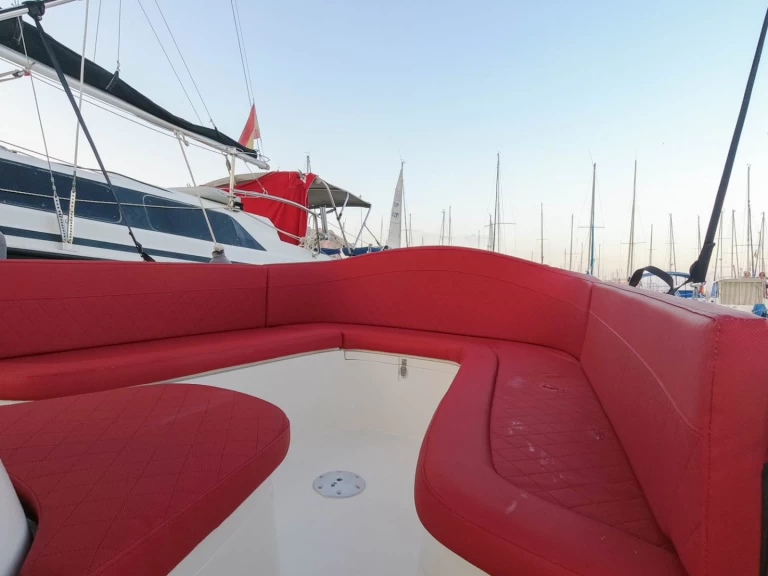 Alquiler Lancha en Alicante - Mareti 600 classic