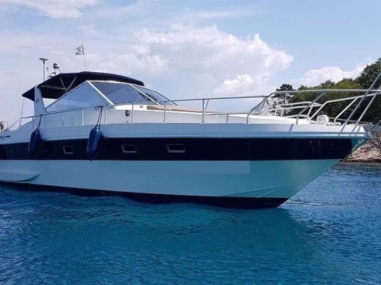 Alquiler de Ferretti Craft Open 42 en Palermo