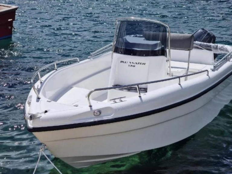 Alquiler de Poseidon Blu Water 170 en Andros