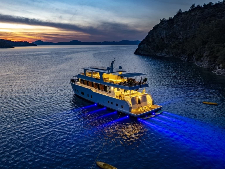 Alquiler de barcos Fethiye barato de Trawler