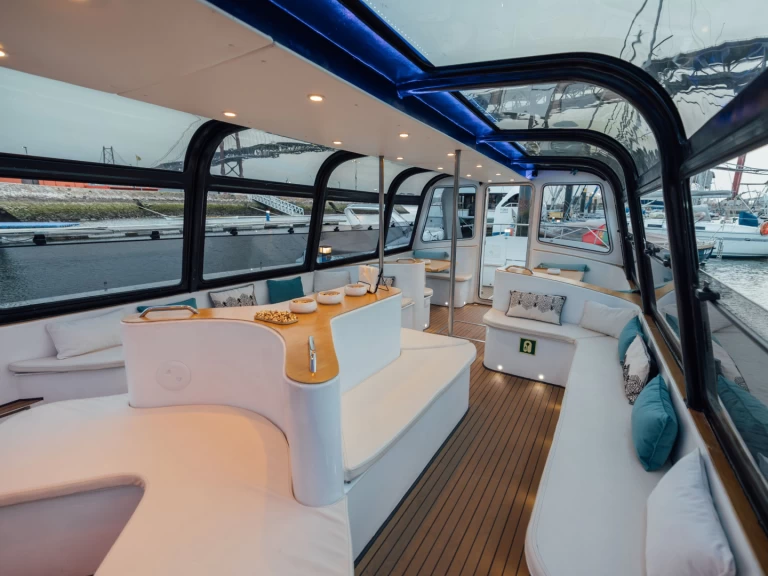 Alquiler de Nautiber Vintage en Lisboa