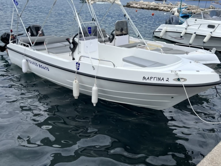 Alquiler de Volos Marine en Paxi Ferry Port