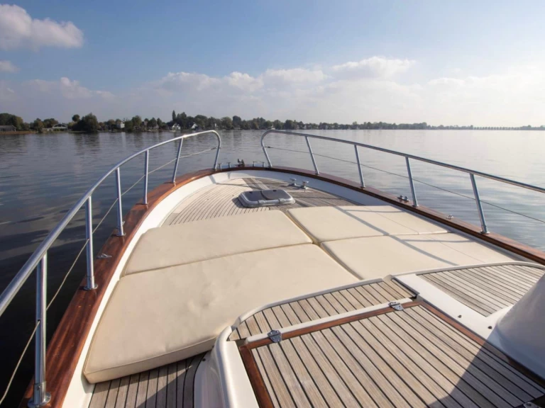 Lancha para alquilar Salerno al mejor precio