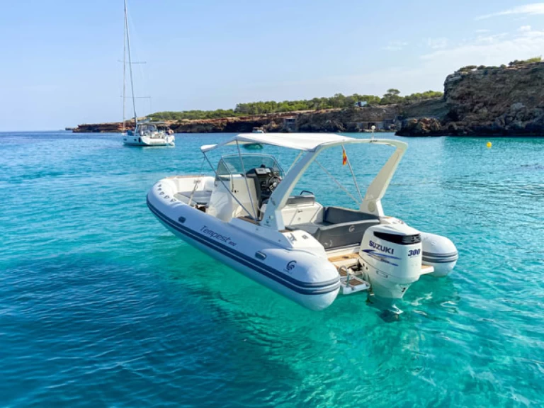 Alquiler de barcos Mahón barato de Tempest 800