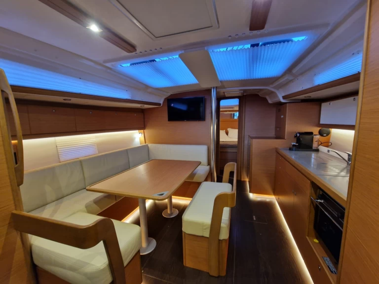 Alquiler de embarcaciones Dufour Dufour 430 enCapo d'Orlando en Samboat