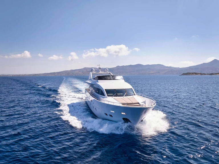 Alquiler Yate de lujo Admiral - It con o sin  título de navegación