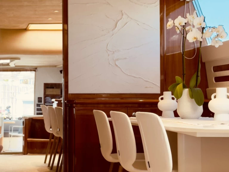 Ferretti ARCELIA de alquiler a Atenas