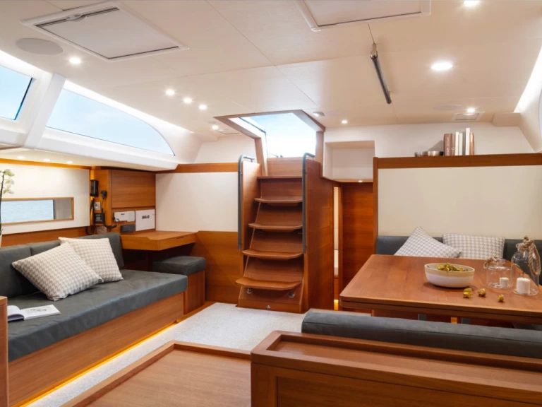 Alquiler de Solaris Solaris 64 RS en Pirovac