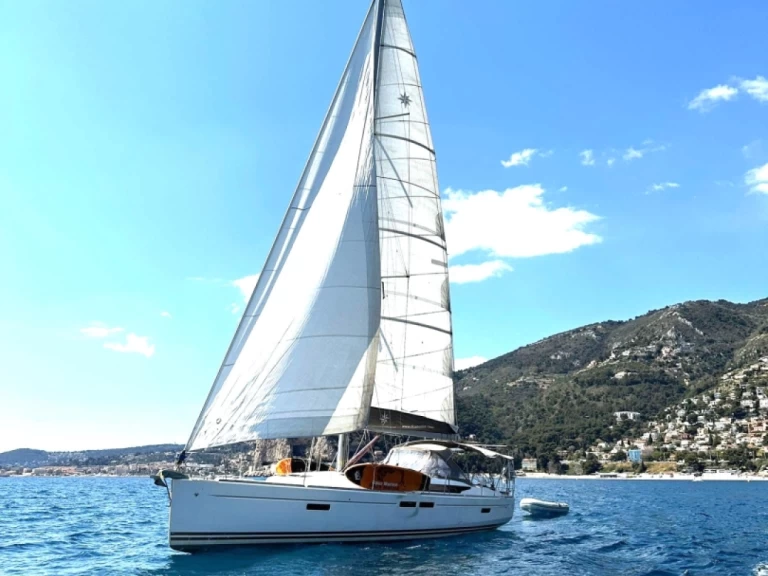 Alquiler Velero Jeanneau con o sin  título de navegación