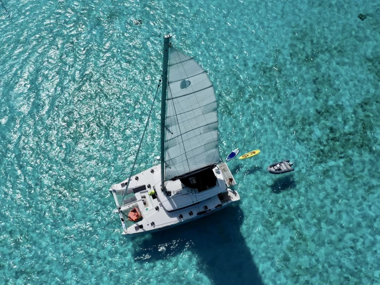 Alquiler de Catamarán, con o sin patrón Lagoon Portisco