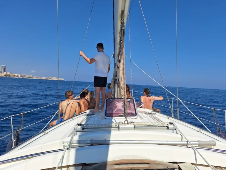 Alquiler Valletta - Bavaria Bavaria 42 Cruiser en SamBoat