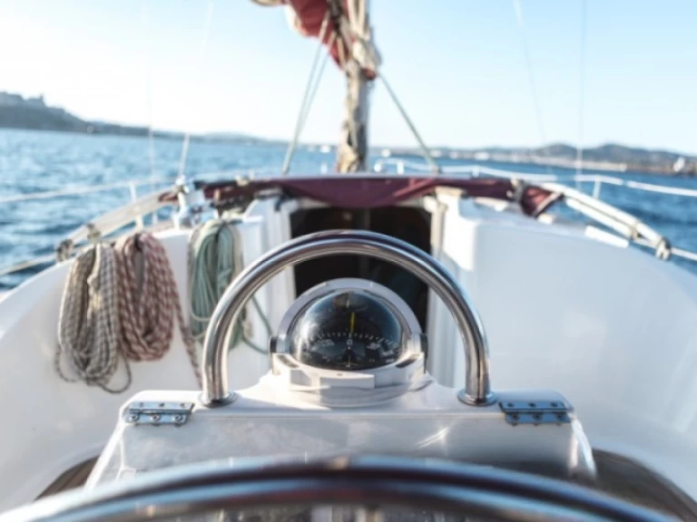 Alquiler de Velero, con o sin patrón Bénéteau Ibiza (Ciudad)