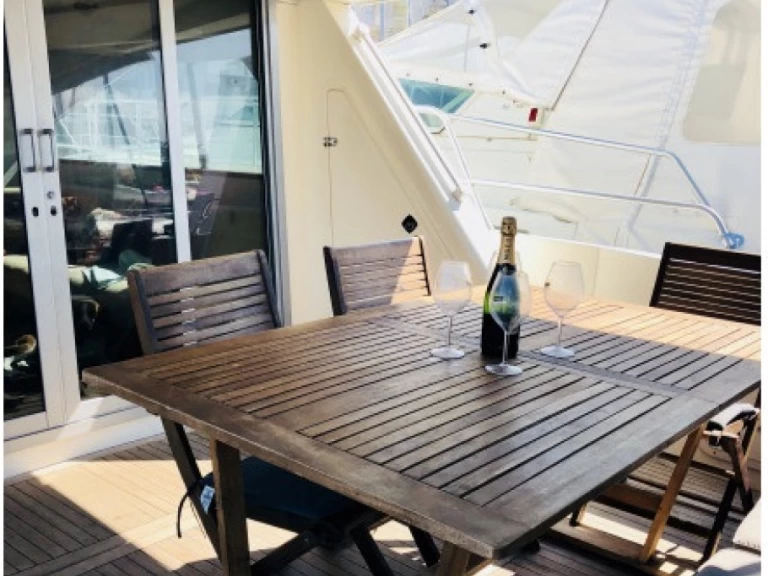 Guy Couach Guy Couach 1501 Fly de alquiler a Empuriabrava