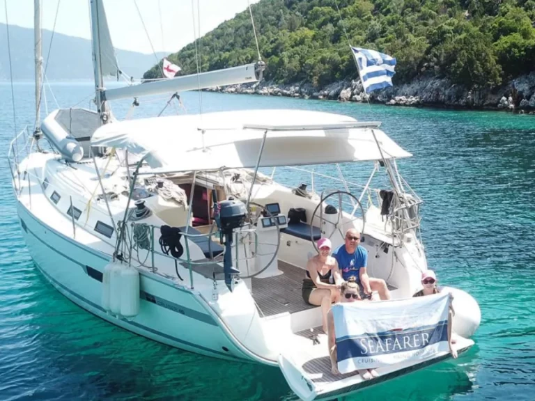 Alquiler de Bavaria Bavaria 40 en Nikiána