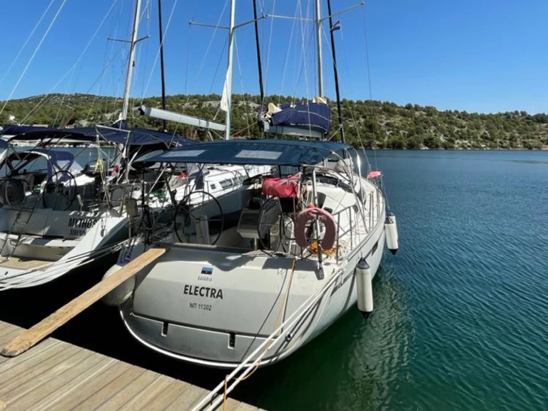 Alquiler de Bavaria Bavaria 41 en Agía Effimía