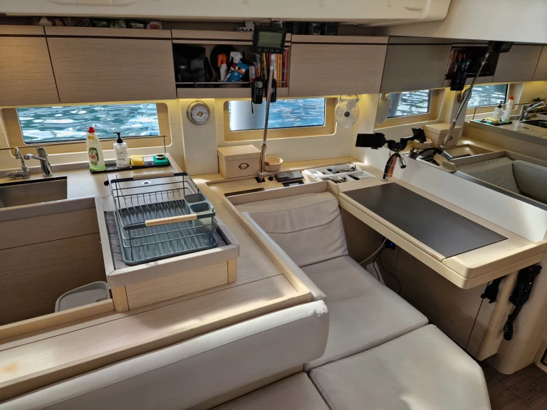 Alquiler Velero Bénéteau con o sin  título de navegación