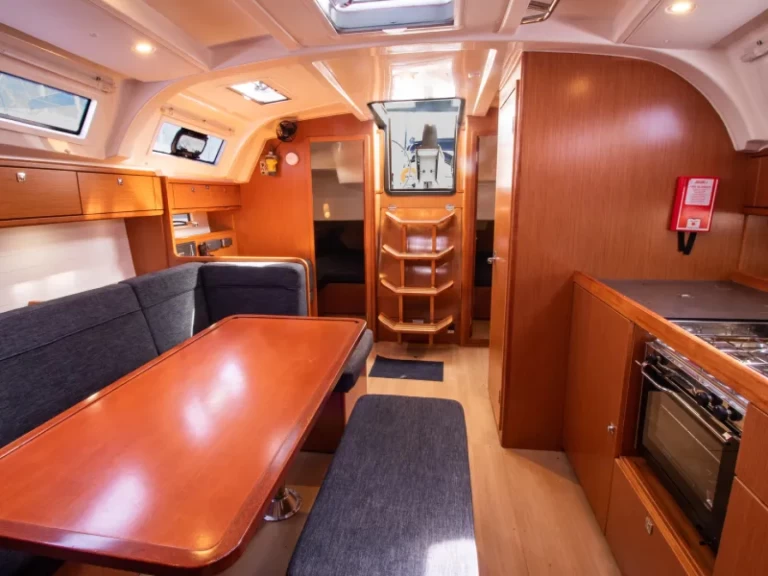 Alquiler Agía Effimía - Bavaria Bavaria 41 en SamBoat