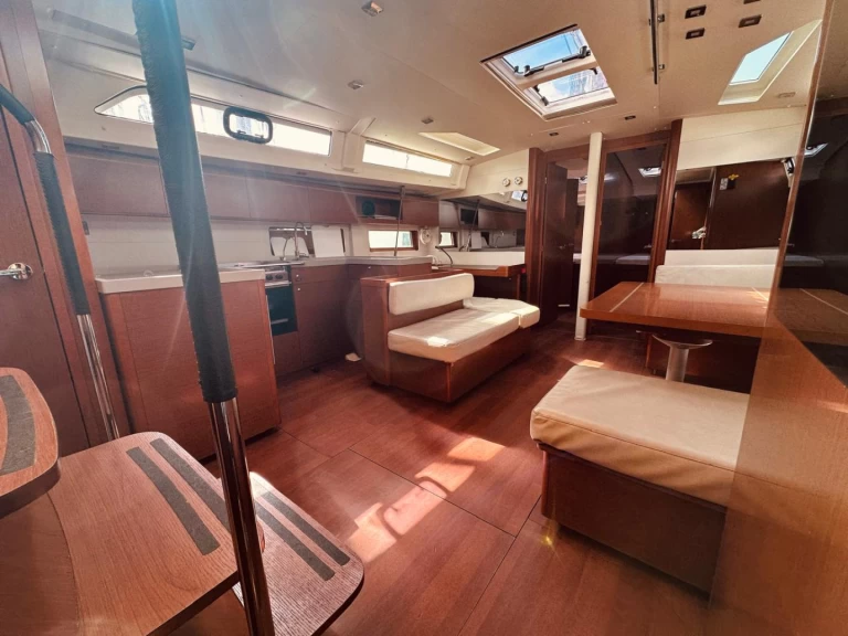 Alquiler Velero Bénéteau con o sin  título de navegación