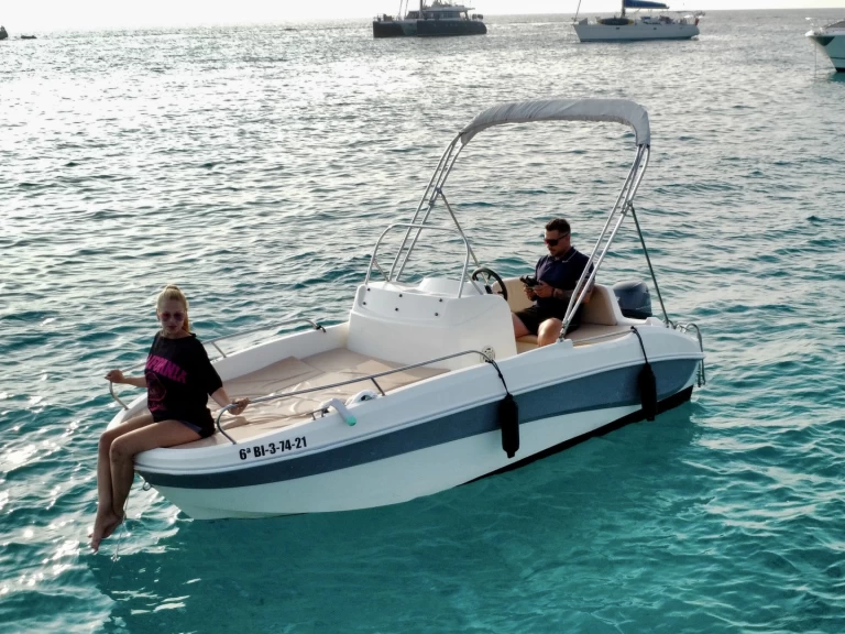 Alquiler de barcos Sant Antoni de Portmany barato de Remus 450 open