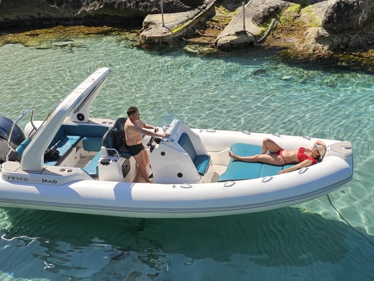 Zodiac Medline 7.5 de alquiler a Sant Antoni de Portmany