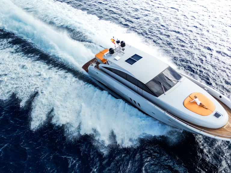 Alquiler Yate de lujo Jaguar con o sin  título de navegación