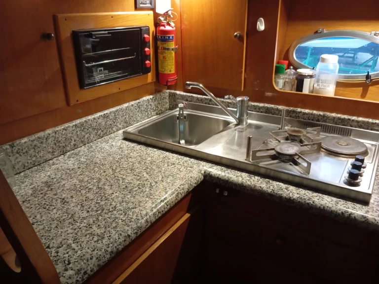 Alquiler Lancha Piantoni con o sin  título de navegación