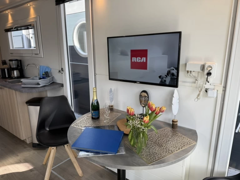 Alquiler de Casa flotante, con o sin patrón Hausboot Granzow