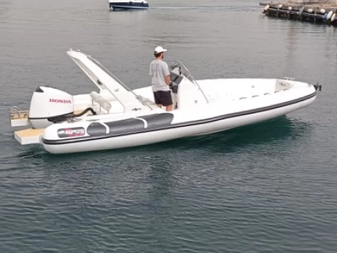 Alquiler Neumática Altamarea con o sin  título de navegación