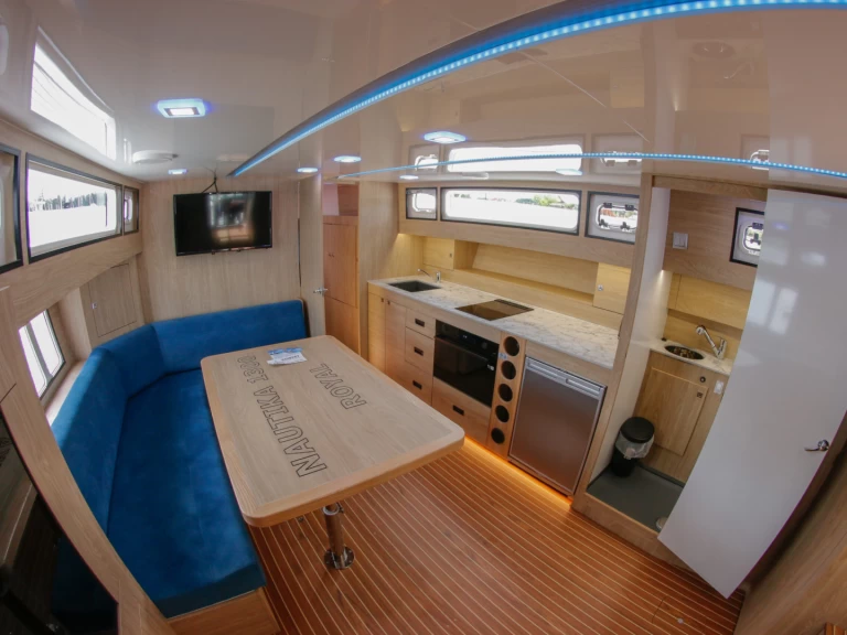 Alquiler de embarcaciones Delphia Nautika 1300 ROYAL enWilkasy en Samboat