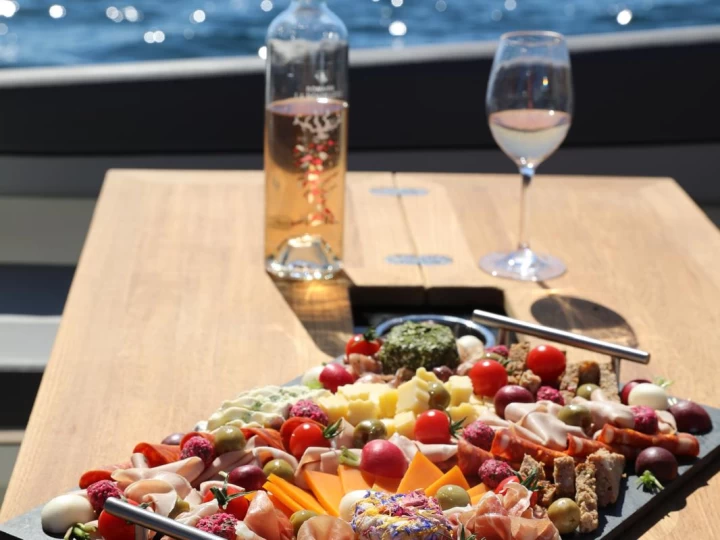 Alquiler de Lancha, con o sin patrón Jeanneau Saint-Raphaël