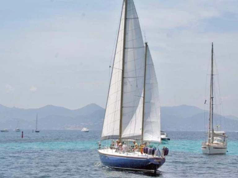 Alquiler de embarcaciones Dufour Sortilege 41 enCannes en Samboat